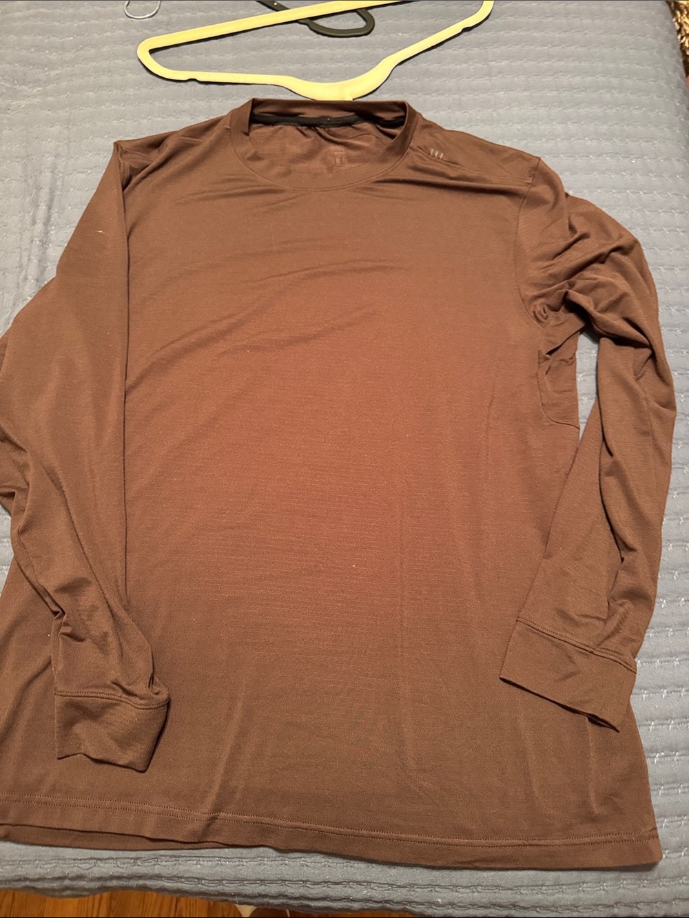 lululemon athletica Men's Long Sleeve Crew in Brown